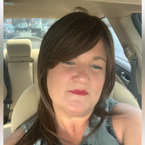 Meet your Posher, Danielle - Picture 12 of 13